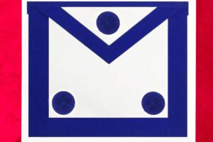 B J – COPIE FGE TABLIER MASTER MASON ME 12660 A