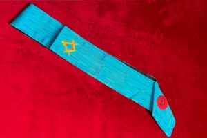 B J – CORDONS EQUERRE COMPAS BRODéS MAIN WG