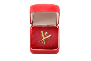 Pendentif-de-Maître-des-Ceremonies