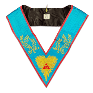 Sautoir de Vénérable Maître REAA - Delta  rouge flamboyant  avec G - brodé main - Broderie Machine – Taille 50*2*11 cm (106*11 cm)