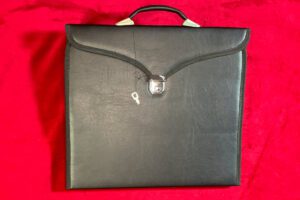 B J PORTE DECORS NOIR MANCHE RIGIDE CLEF ZIP SIMILI CUIR 2