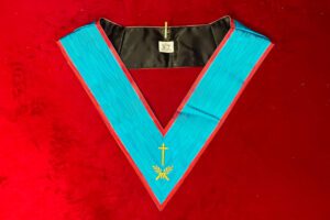 B J SAUTOIRS–COUVREUR REAA