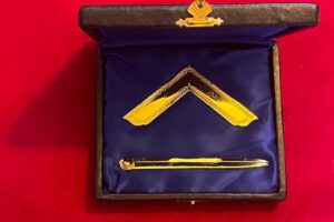 BJ ETUIS COMPAS EQUERRE GLD DECORS LOGE 2