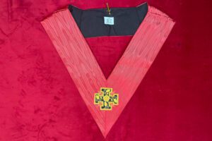 B J SAUTOIR ROSE CROIX 18E REAA CROIX TEMPLIERE HE