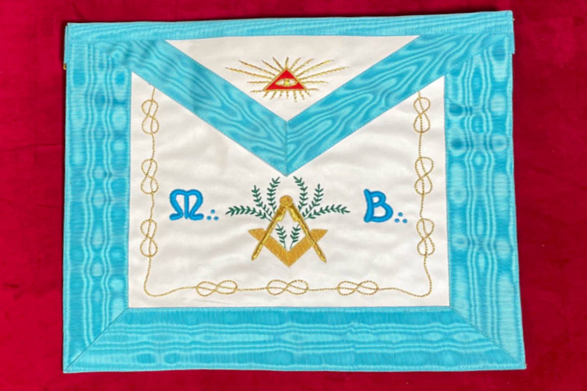 Tablier-maitre-RFT-lacs-MB-Compas-Equerre-Acacia-Delta TABLIER MAITRE RFT LACS MB COMPAS EQUERRE ACACIA DELTA