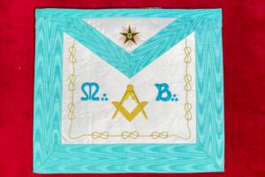 TABLIER MAITRE RFT LACS MB EQUERRE COMPAS ETOILE FLAMBOYANTE G