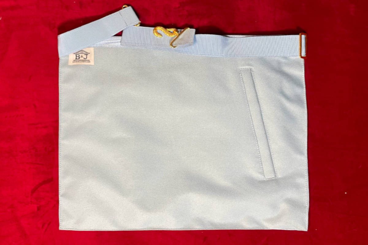 B-J - Tablier-Maitre-RER-MB-Compas-Equerre-dos-bleu-poche-gant-dos-2 B J – TABLIER MAITRE RER MB COMPAS EQUERRE DOS BLEU POCHE GANT DOS 2