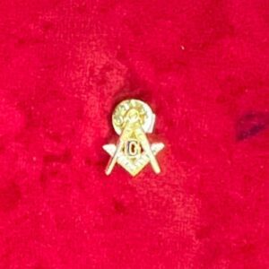 Pins Maçonnique - Equerre-Compas-G - en alliage doré non précieux sur fond bleu