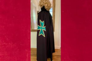 B J  MANTEAU CROIX MALTE 1