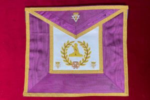 B J – TABLIER GE ROYAL HARCH 1