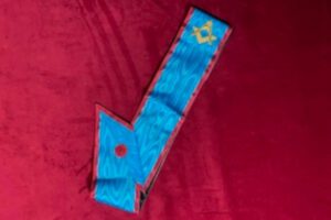 B J  CORDON MAITRE REAA EQUERRE COMPAS 