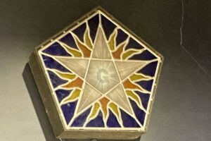 B J – ETOILE FLAMBOYANTE 1 B&J DETAIL 2